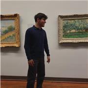 Diplomato al Liceo Linguistico G.Ricci Curbastro di Lugo (RA) con diploma Esabac (19/20). Attualmente studio economia